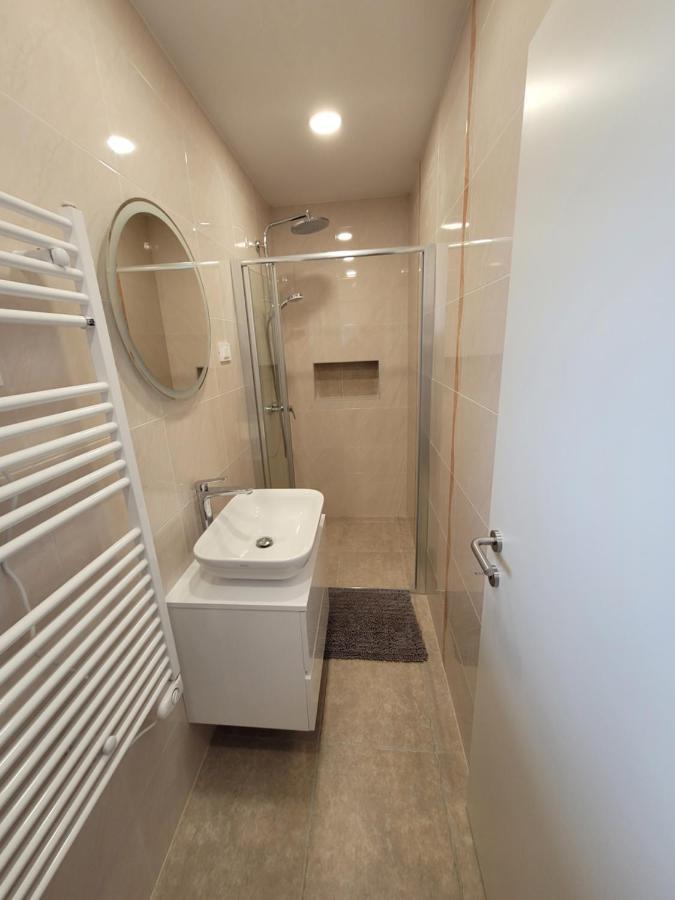 The Setting Sun Apartment Umag Bagian luar foto